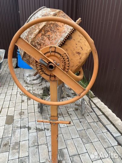 Бетономешалка в аренду