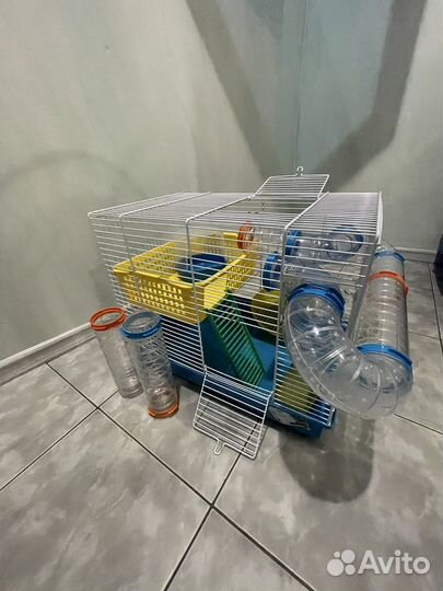 Клетка для грызунов с трубами