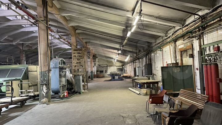 Склад/производство от 600 - 5000 кв м на ваське