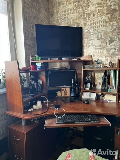 Компьютерный стол б.у