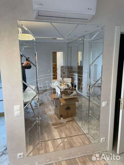 Зеркальное панно в гостиную Москва