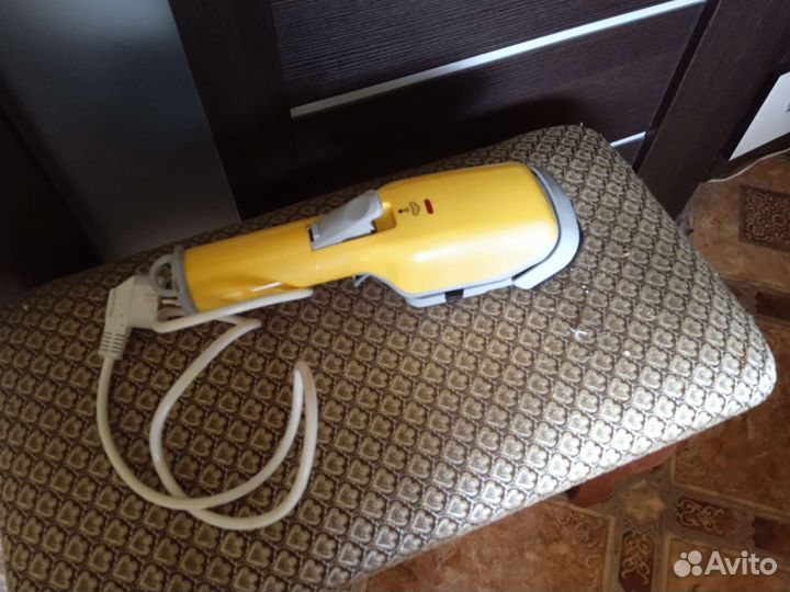 Ручной пароочиститель