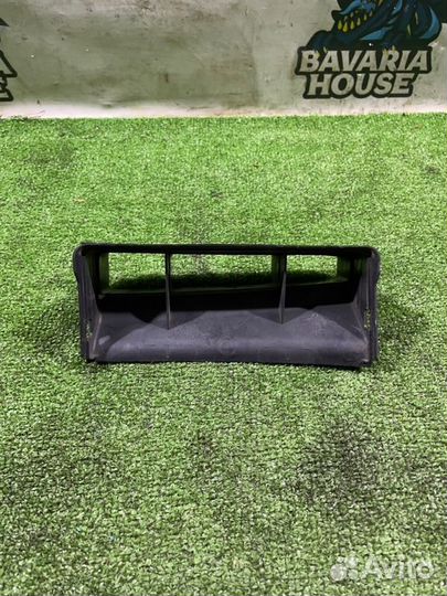 Воздухозаборник Volkswagen Golf 6 CBZ 2010