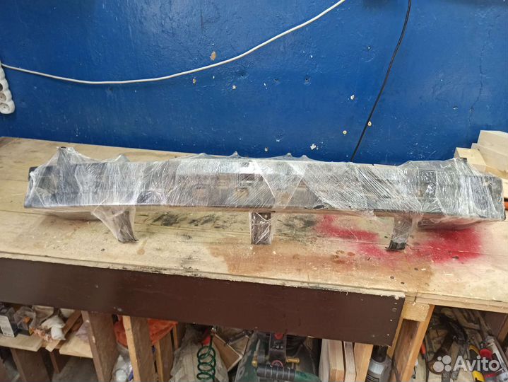 Усилитель заднего бампера hyundai Santa Fe 3