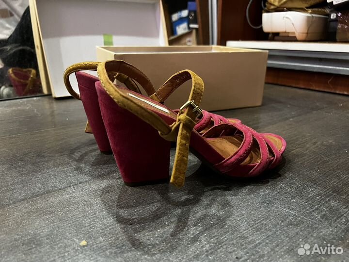 Женские босоножки geox