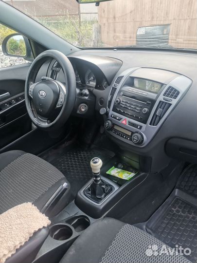 Kia Ceed 1.6 МТ, 2008, 320 000 км