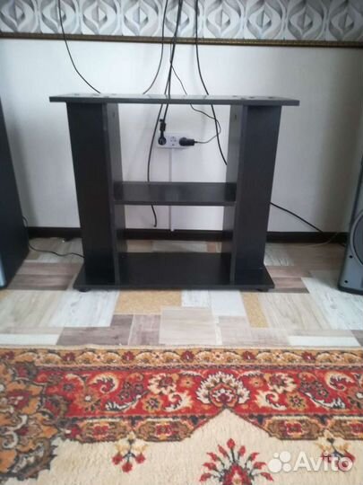 Тумба под телевизор