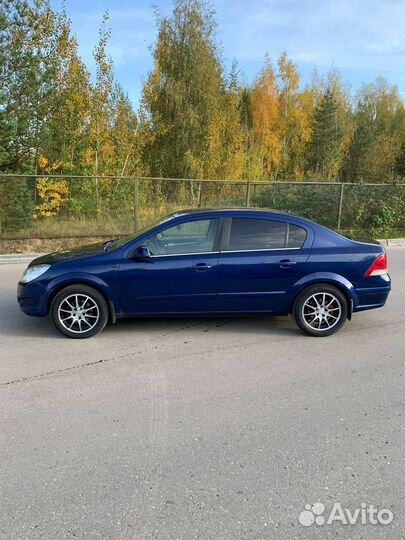 Opel Astra 1.8 МТ, 2008, 280 000 км