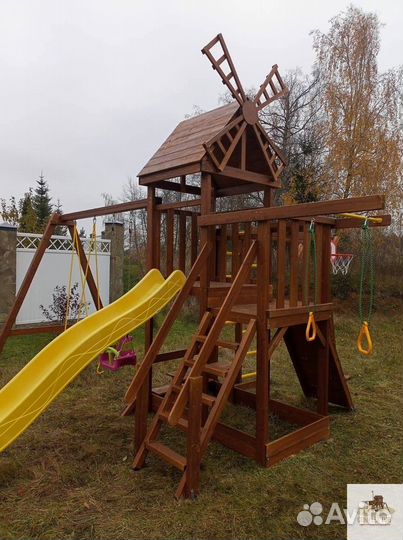 Детская площадка в наличии