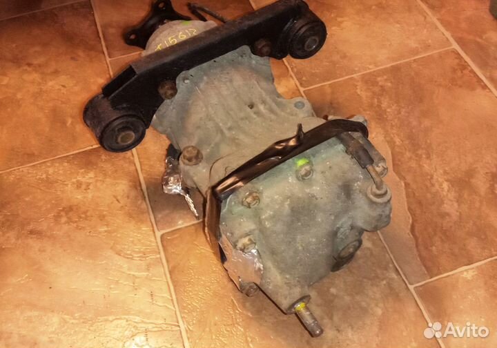 Задний редуктор 38300-CA000 Murano Z50