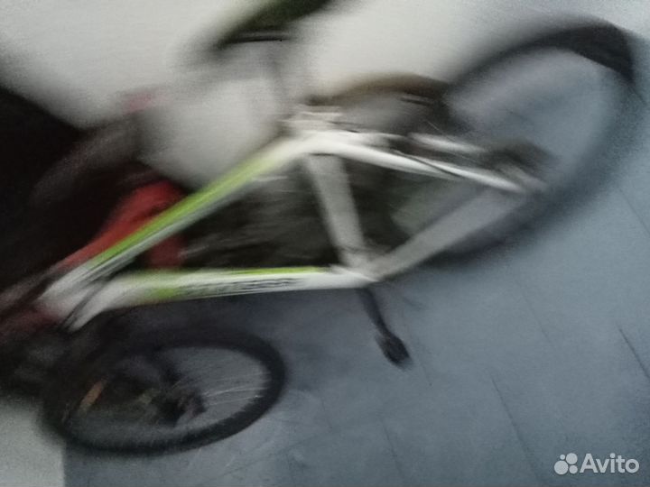 Продам велосипед горный на литых дисках