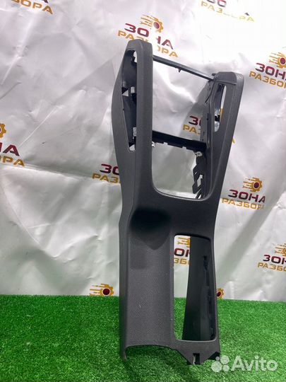 Консоль кпп Volkswagen Scirocco CAV 2010