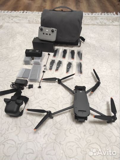 Квадрокоптер dji мавик 3