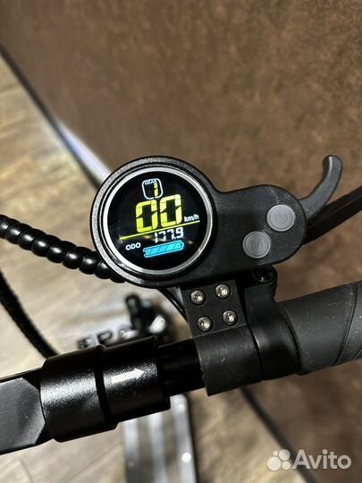 Электросамокат Tordin Hermes Pro