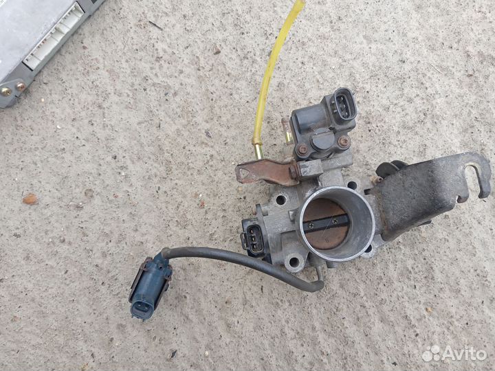 Дроссельная заслонка Toyota corolla e11 4E-FE