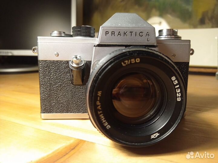 Пленочный фотоаппарат Praktica L