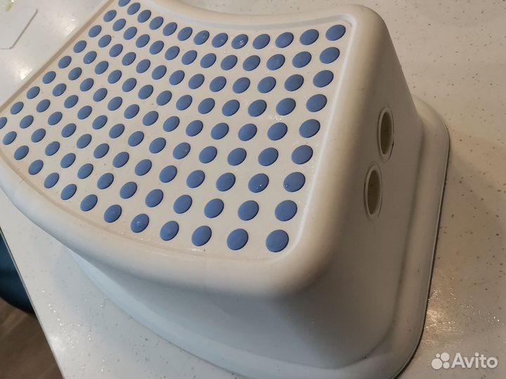 Подставка для ребёнка к раковине или унитазу IKEA