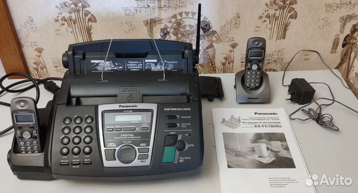 Беспроводной телефон / Факс Panasonic KX-FC195RU