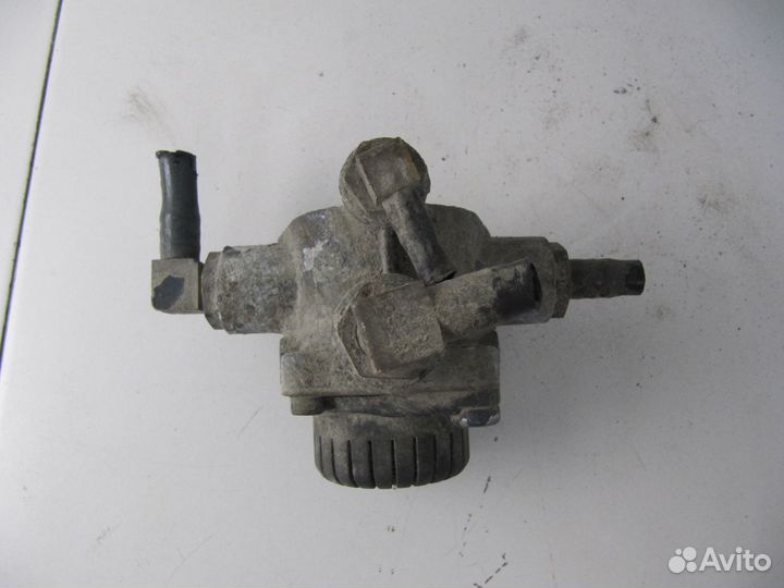 Клапан ускорительный DAF XF 106