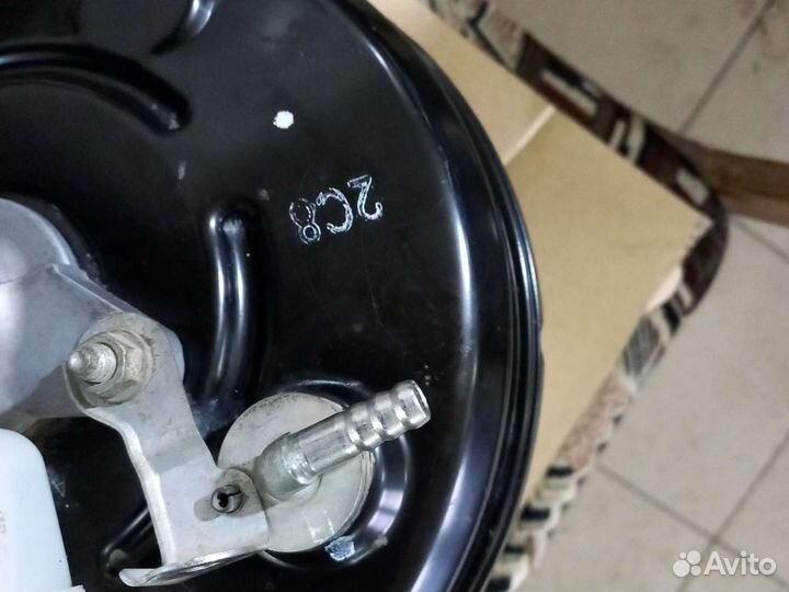 Вакумный усилитель тормозов Corolla e150 e151