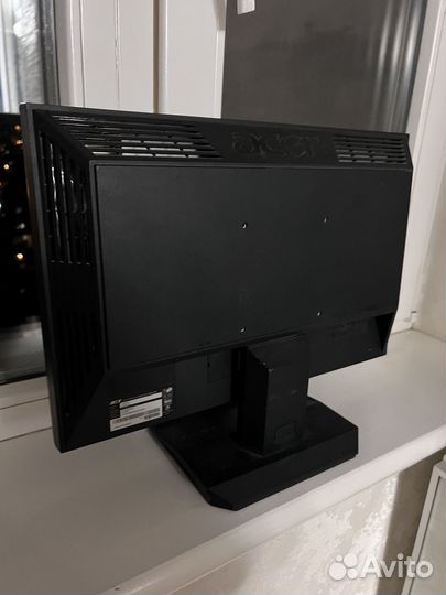 Монитор Acer 19 v193w 16:10
