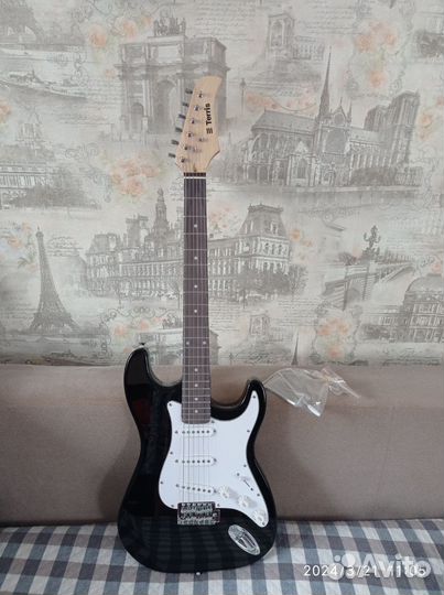 Электрогитара