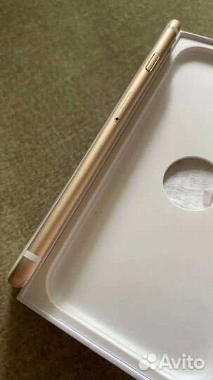 Телефон iPhone 6