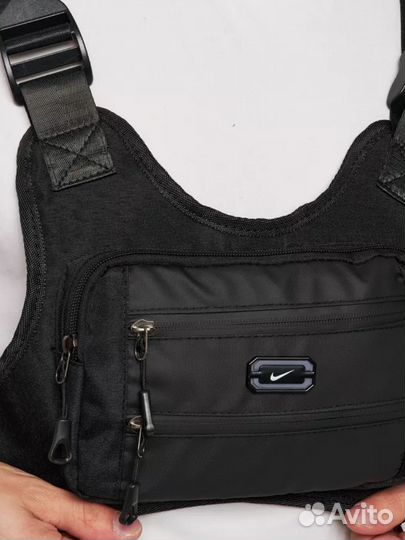 Сумка нагрудная спортивная бронежилет Nike