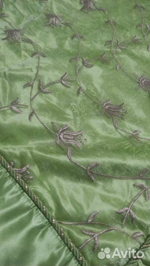 Покрывало и 2 наволочки на кровать двуспальную