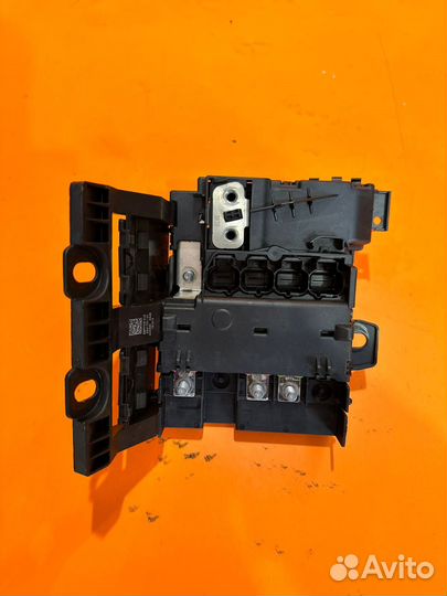 Распределитель тока на BMW X3 G01 X4 G02