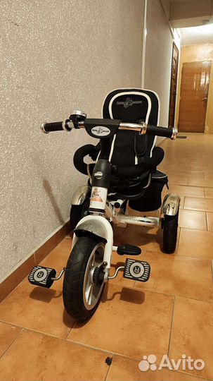 Трехколесный велосипед