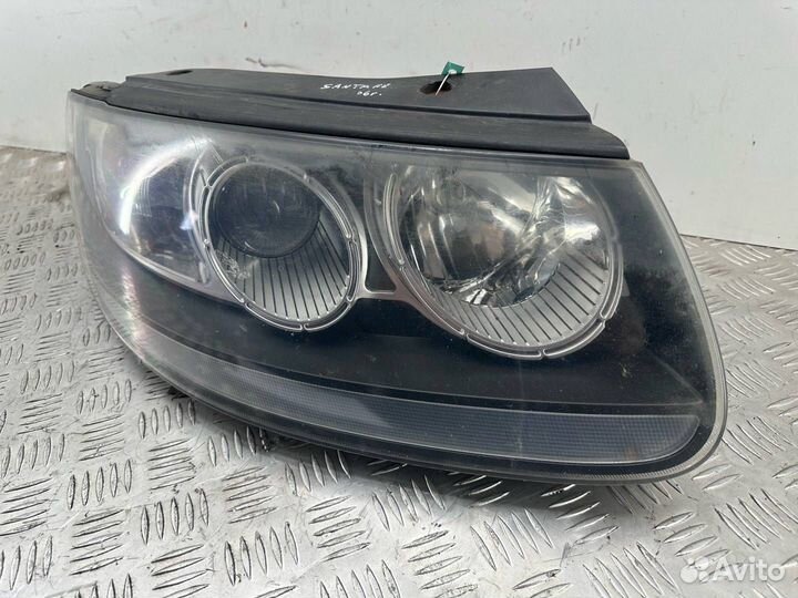 Фара правая Hyundai Santa Fe (SM) рест. 2007