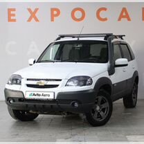 Chevrolet Niva 1.7 MT, 2018, 111 476 км, с пробегом, цена 950 000 руб.