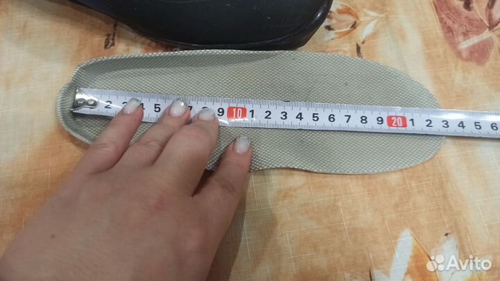 Лыжные ботинки 36 и 40 размера