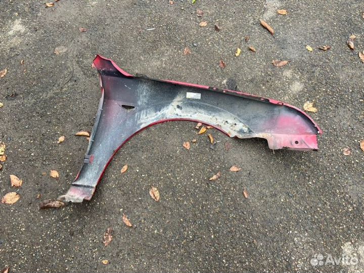 Крыло переднее левое Ford Mondeo III 2.0 2004