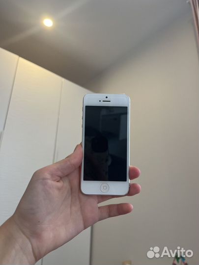 iPhone 5S, 16 ГБ