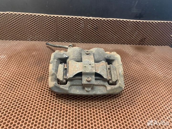 Суппорт передний левый УАЗ Патриот 23632 пикап