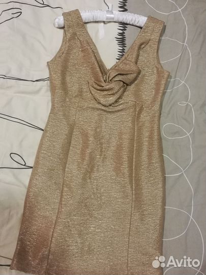 Нарядное платье