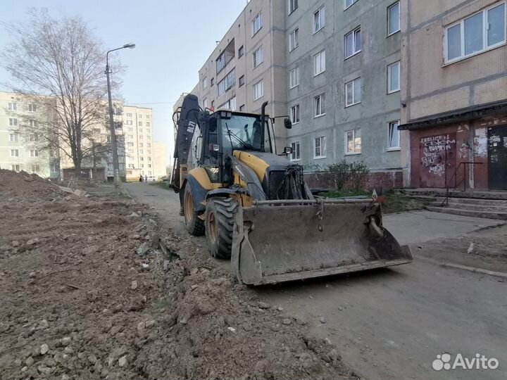 Экскаватор-погрузчик в Пикалево