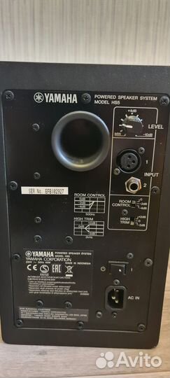 Продам Студийные мониторы yamaha HS5
