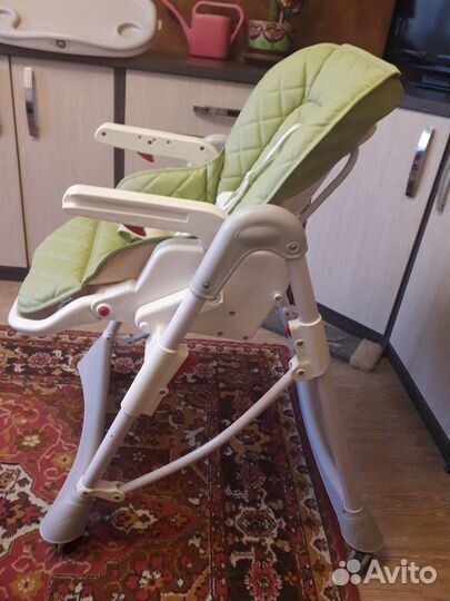 Стульчик для кормления babyton