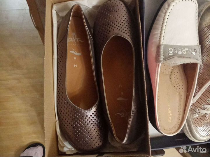 Туфли женские 38 р Каприз, 39р J H белые,39 р беже