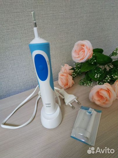 Электрическая зубная щетка Braun Oral-B