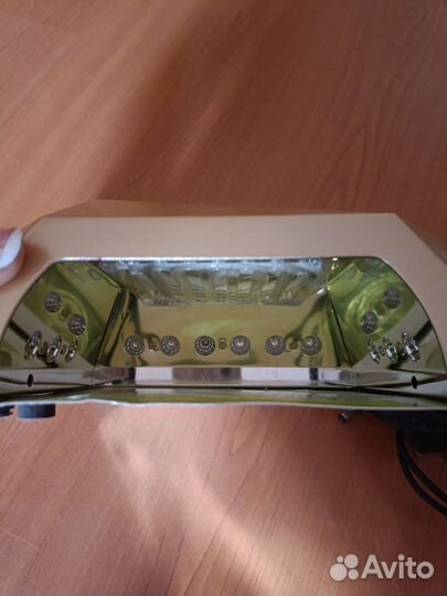 Уф лампа для ногтей и лаки