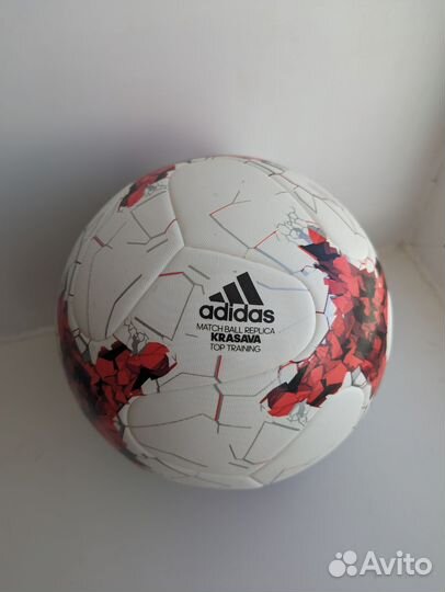 Футбольный мяч adidas krasava