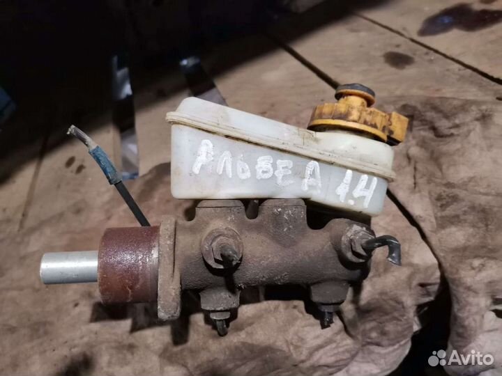 Главный тормозной цилиндр Фиат альбея