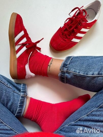 Adidas Gazelle Scarlet Cloud White