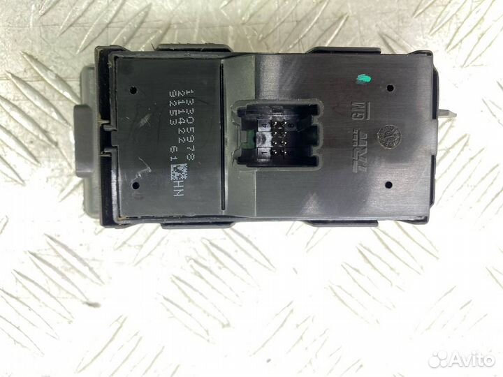 Б/У блок управления стеклоподъемника (кнопка)