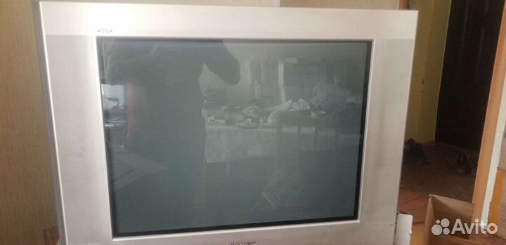 Телевизор Sony trinitron 100 герц 29диагональ