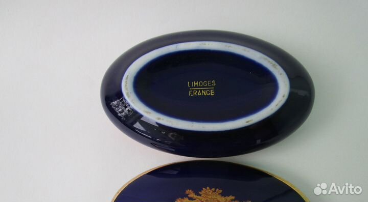 Шкатулка с картиной Фрагонара кобальт limoges